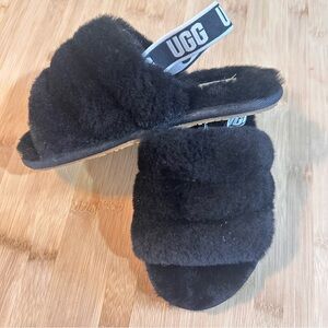 UGG Children Girl Slip On Fluff Yeah Slippers Sandals Black Size 11 Youth
